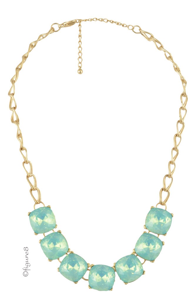 Large Turquoise Jewled Necklace (Turquoise)