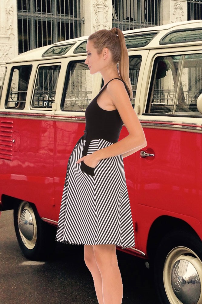 Olian Lily Stripes Maternity Dress (Black & White Stripes) Olian Lily Stripes Maternity Dress (Black & White Stripes)
