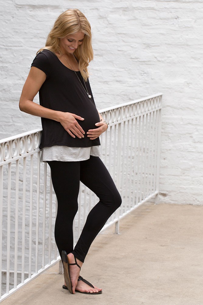 The Orchard Maternity & Nursing Top by Majamas (Black) The Orchard Maternity & Nursing Top by Majamas (Black)