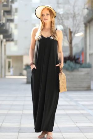 Izzy Anytime Everyday V-Neck Maxi Dress (Black)