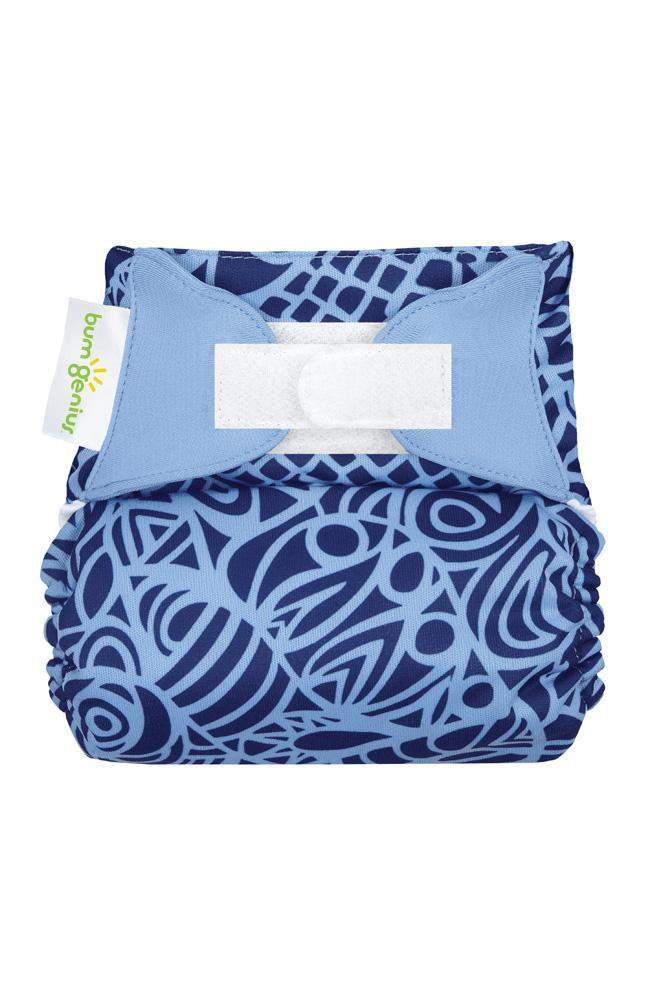 bumGenius 4.0 One-Size Cloth Diaper-Artist Series (Jet Setter (Dark Blue Print))