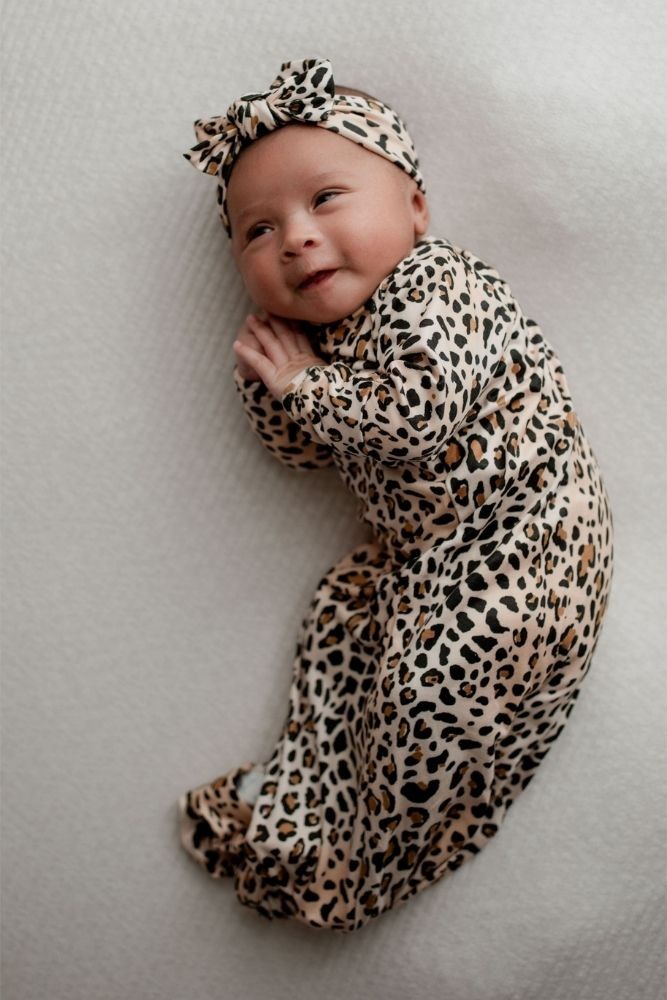 Three Little Tots Knotted Baby Gown & Bow (Leopard with Bow)
