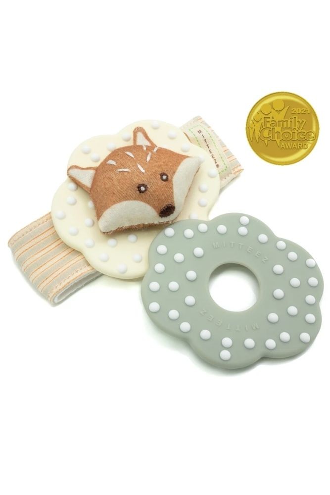 Wristeez Organic Baby Teething Wristlet Rattle (Finley the Fox)